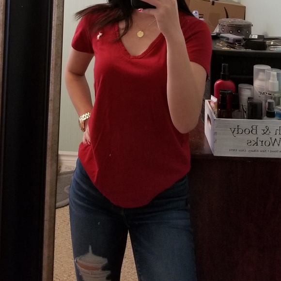 2/$30 ABERCROMBIE & FITCH Icon Tees - Picture 4 of 6